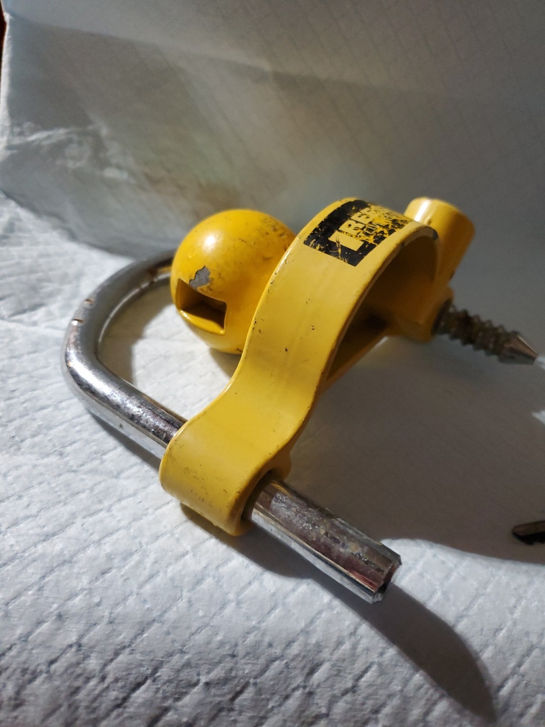 Reese Towpower Universal Tow Hitch Coupler Lock With 2 Keys - Yellow