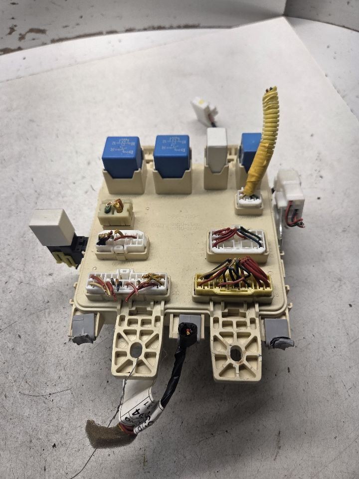 2006 Hyundai Elantra Fuse Box Interior 1458633