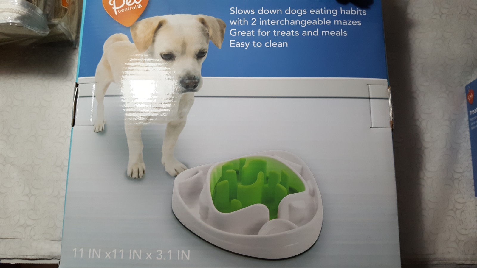 Pet central Food Maze NIB