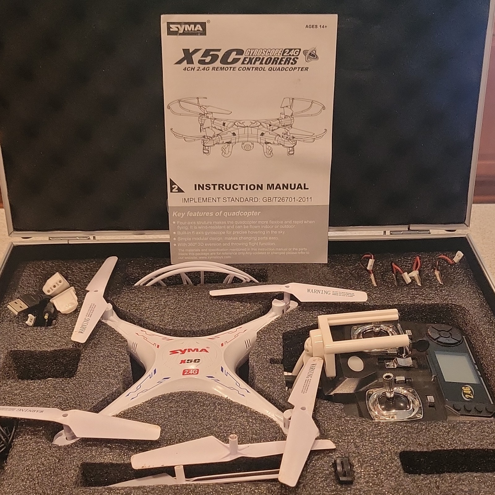 Syma X5C Explorers 2.4GHz RTR Quadcopter 360° 3D Eversion White 165ft