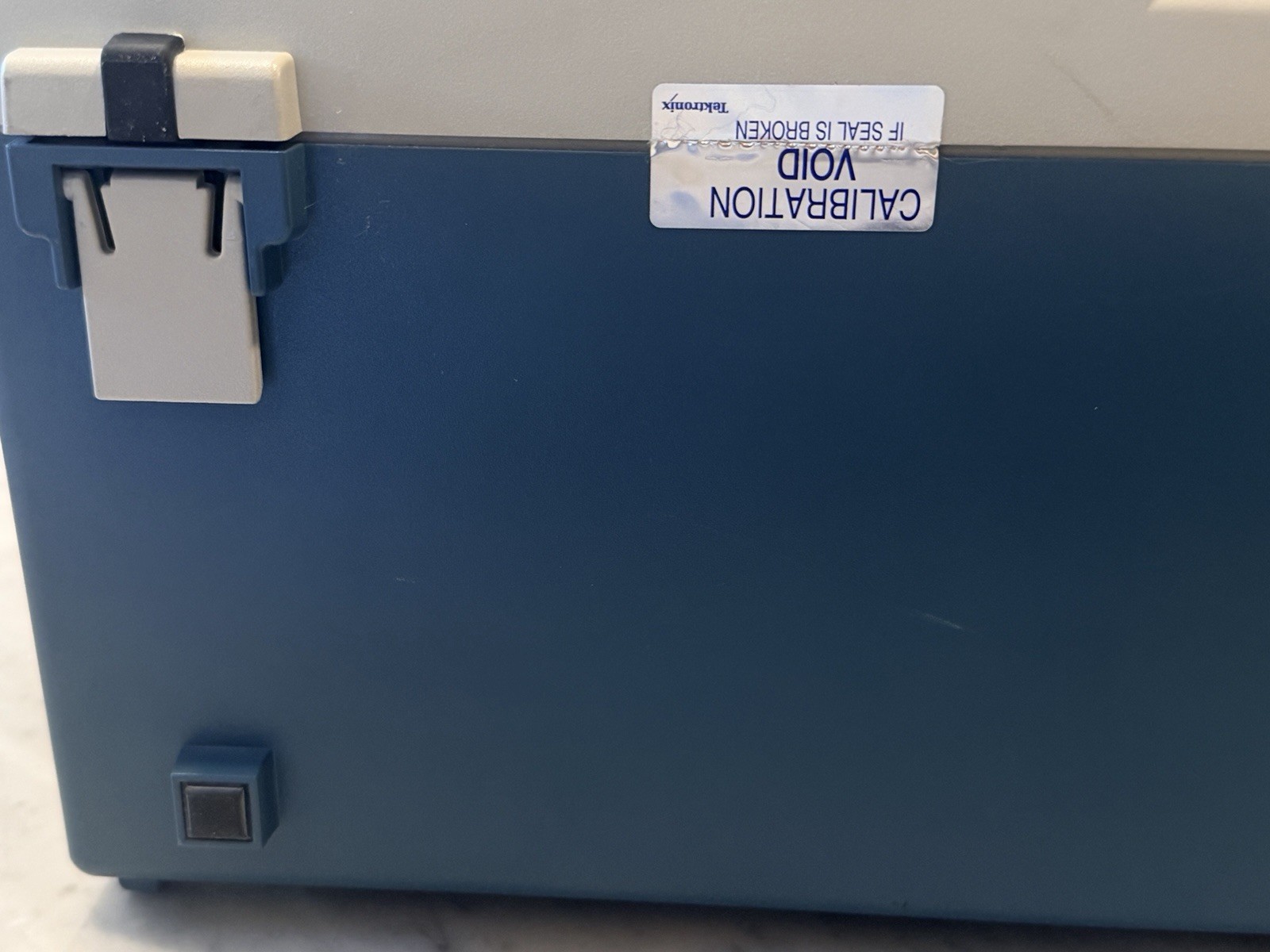 Tektronix AFG3252C Dual Channel Arbitrary/Function Generator 2 GS/s 240 MHz