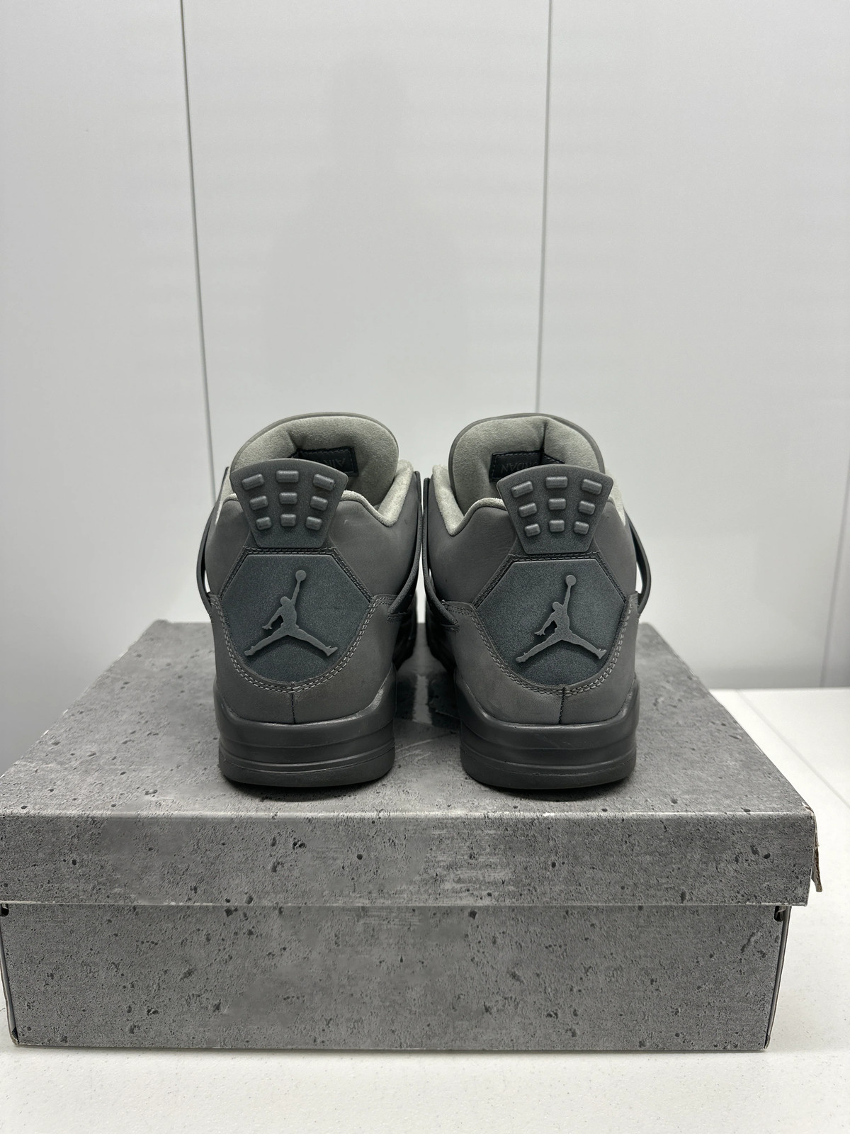 Jordan 4 Wet Cement (9.5)