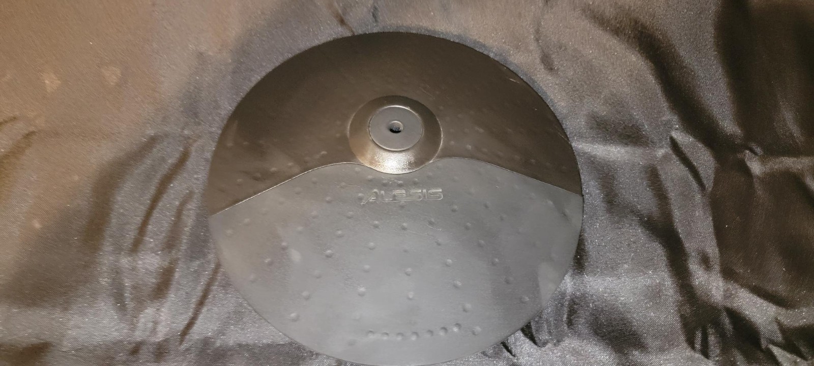 Alesis 10 inch cymbal pad with choke - Works Great!