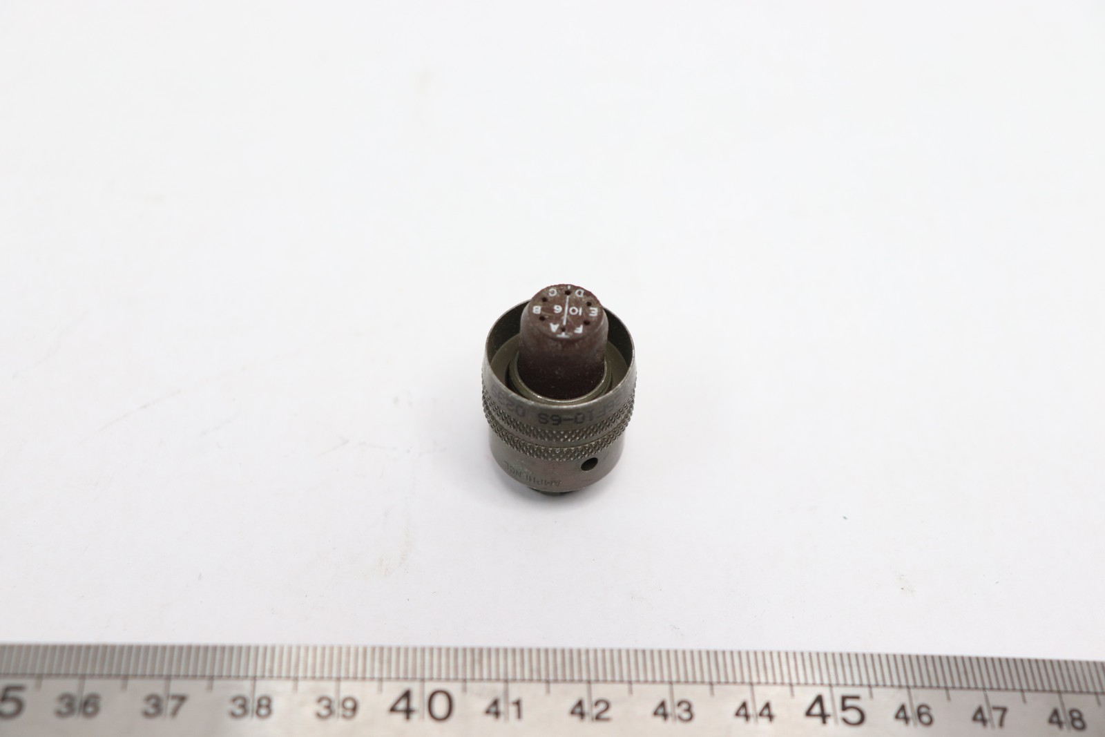 Amphenol Circular MIL Spec Connector 10-6 Insert/Shell  MS3126F10-6S