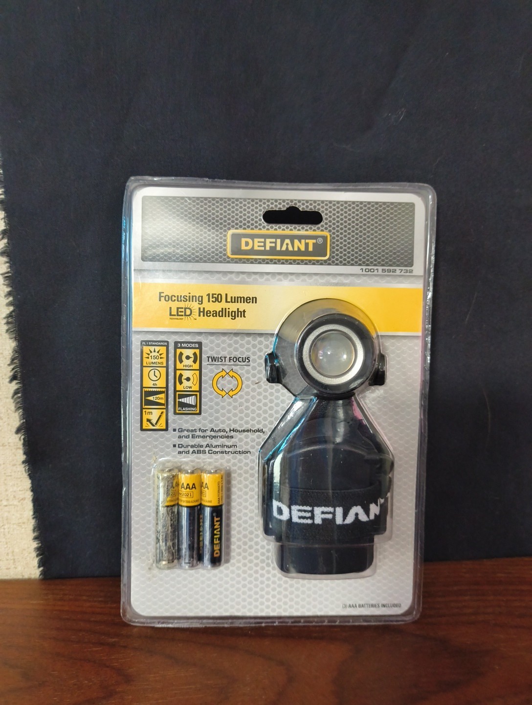 Defiant Focusing 150 Lumen LED Headlight ( NEW)