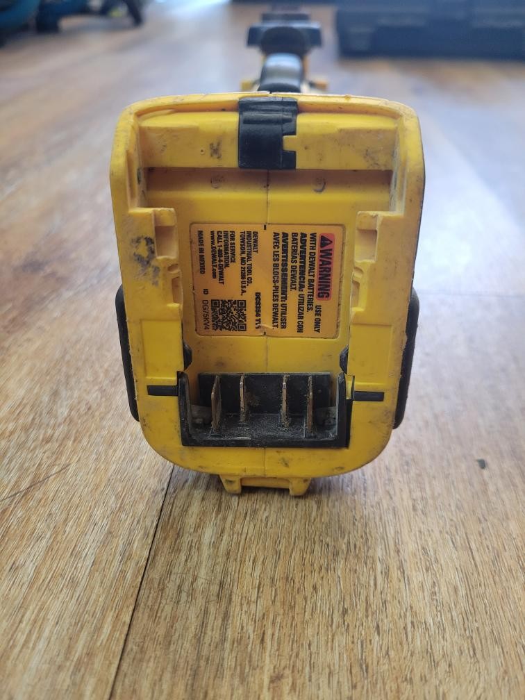 DEWALT DCS354 (SBL016352)