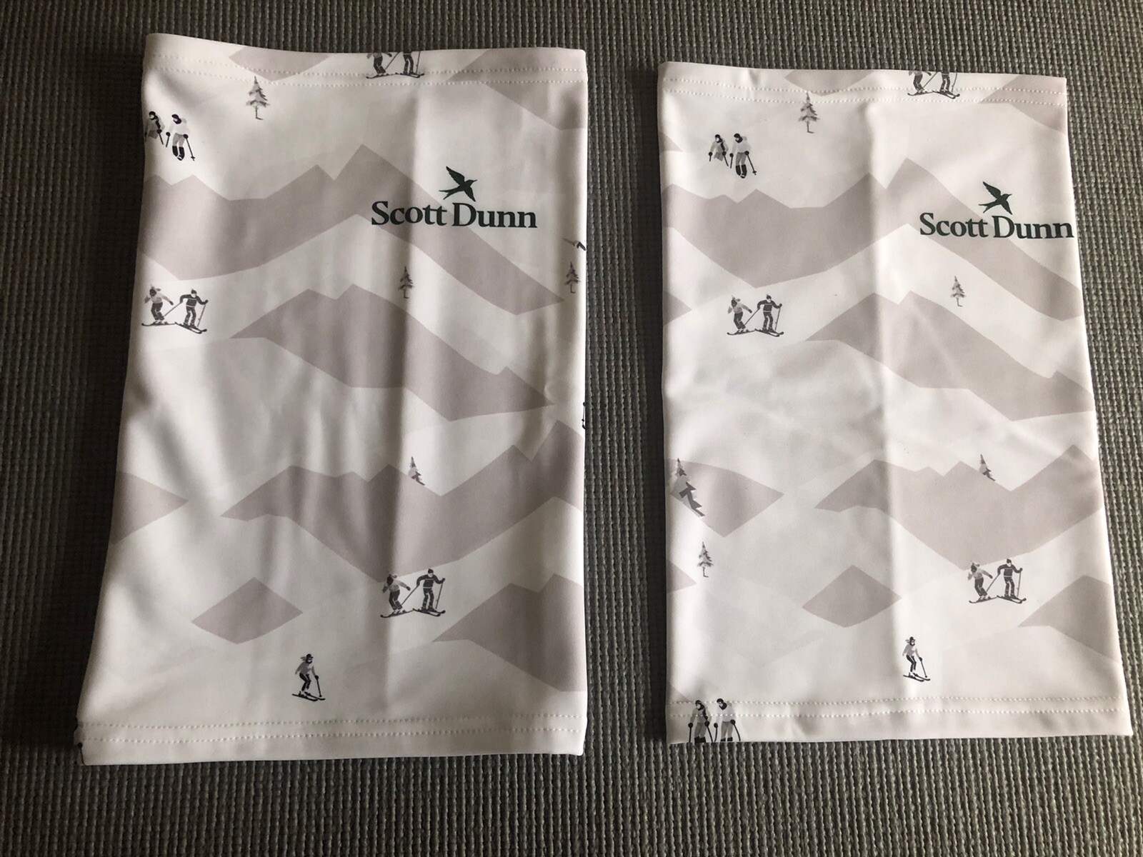 Scott Dunn Buff Snood Neck Warmer Unisex White Lightweight Fine Fleece NEW X2