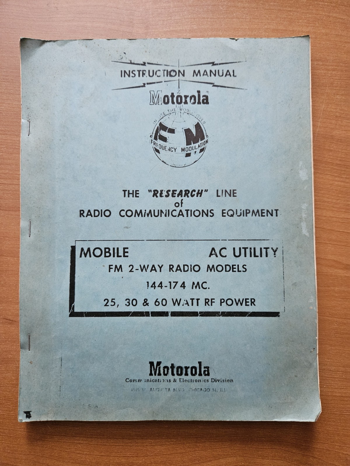 Motorola Instruction Manual: Mobile AC Utility FM 2-Way Radio Models 144-17 4 MC