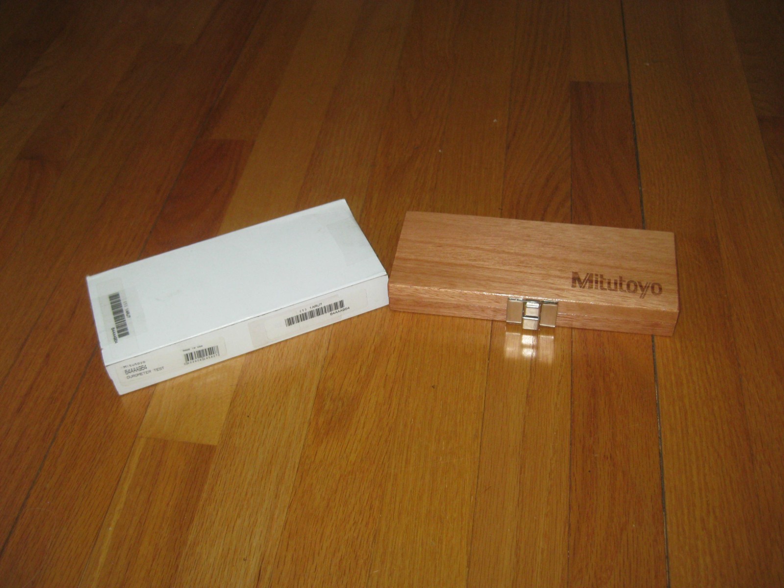 NEW Mitutoyo 64AAA964 Durometer Test Block Set