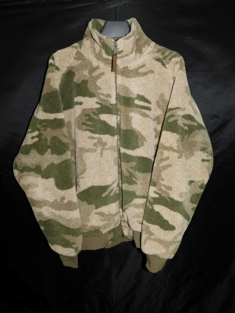 Cabela's L Green Camo Berber Fleece Hunting Jacket Full Zip Lined Mock Neck Lg