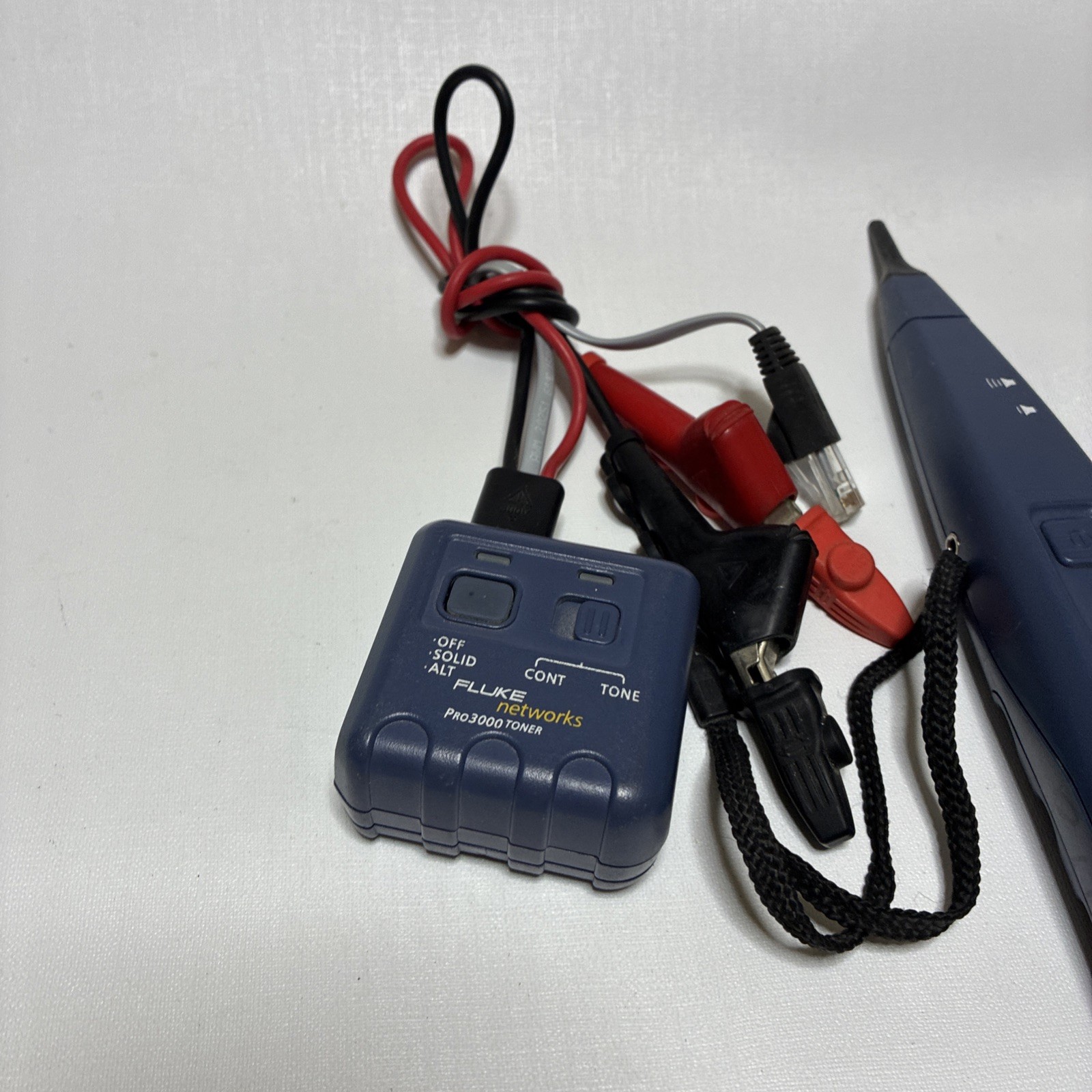 Fluke Networks Pro3000 Probe and Toner Kit