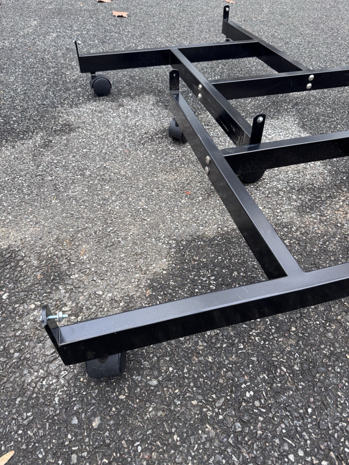 Black Store Display Rack Base 4-Way Base for Gridwall Grid Wall Panels