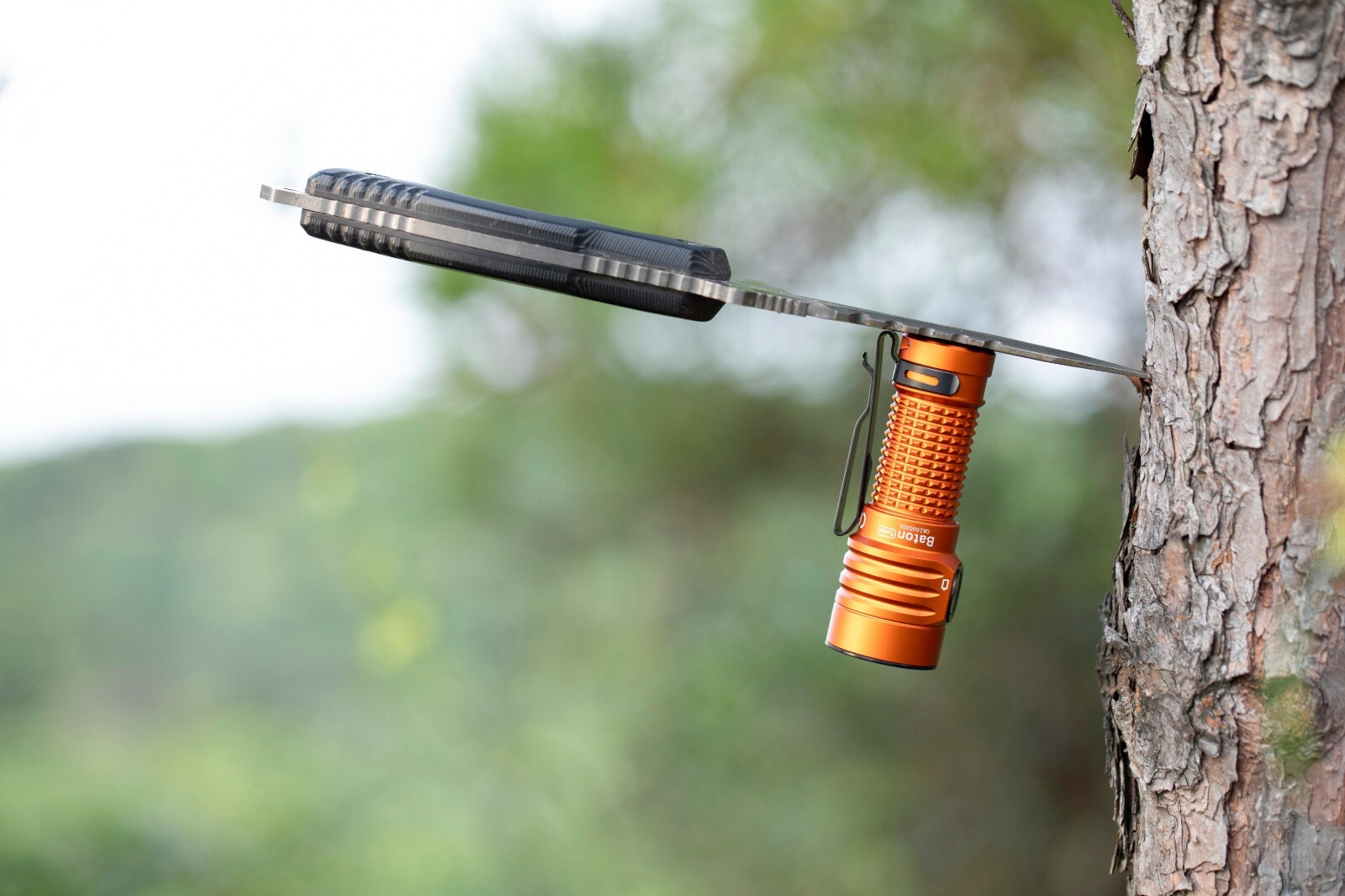 Olight Baton Turbo Orange Compact EDC Flashlight, 510m Long Range Beam, 1000 Lu