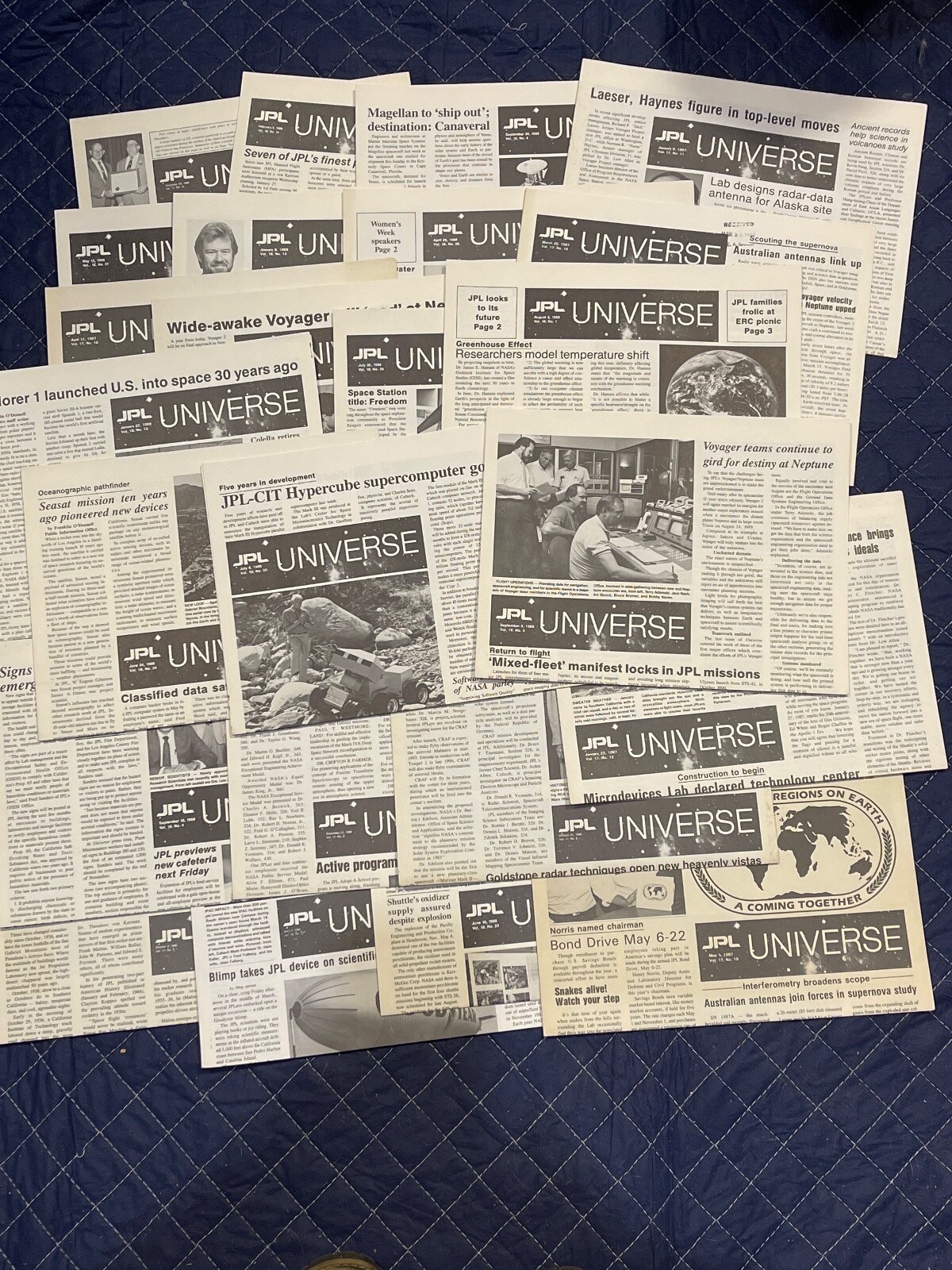 Lot of 23 JPL UNIVERSE NEWSLETTER:  1986 & 1988 -- 4557