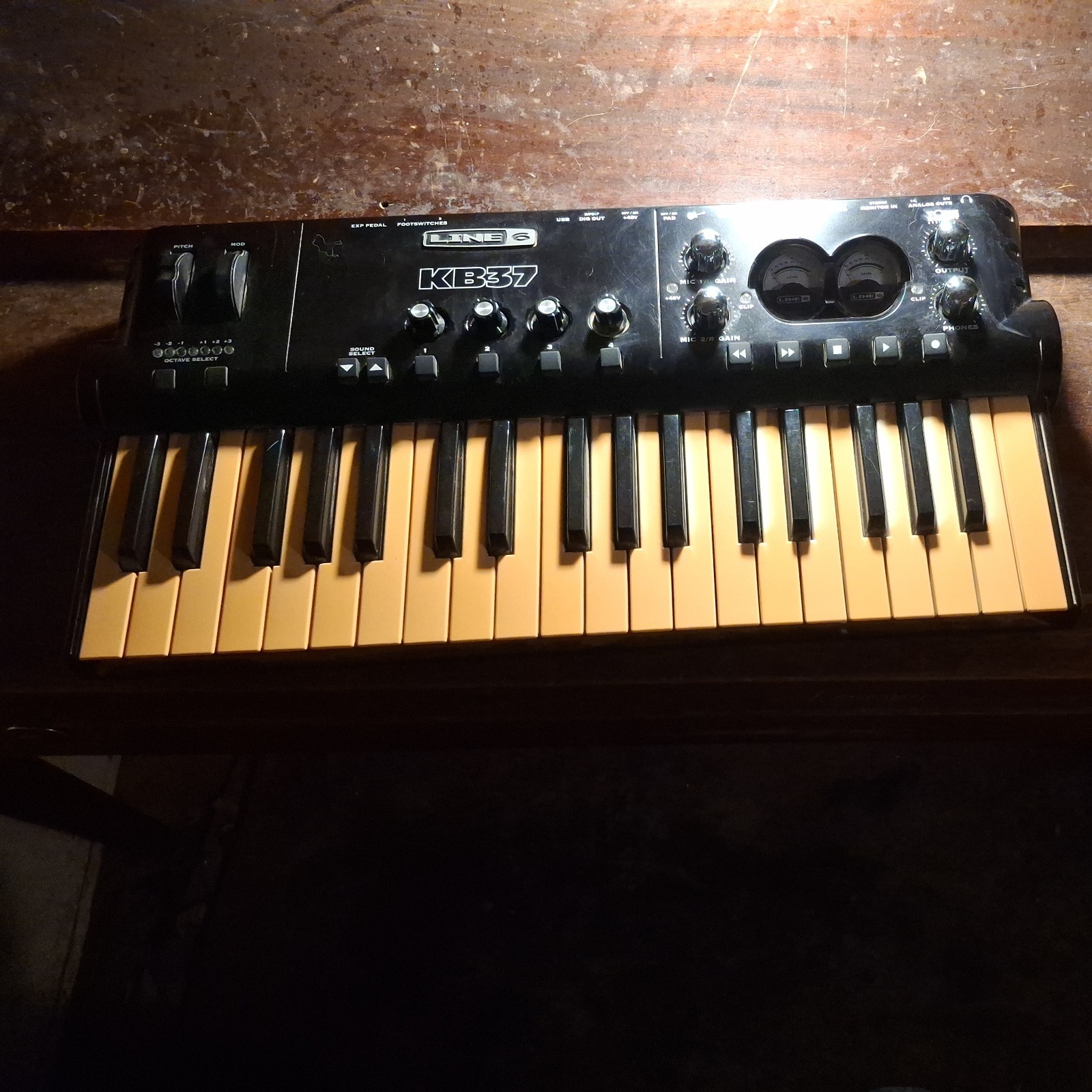 Line 6 TonePort KB37 Digital Recording Interface