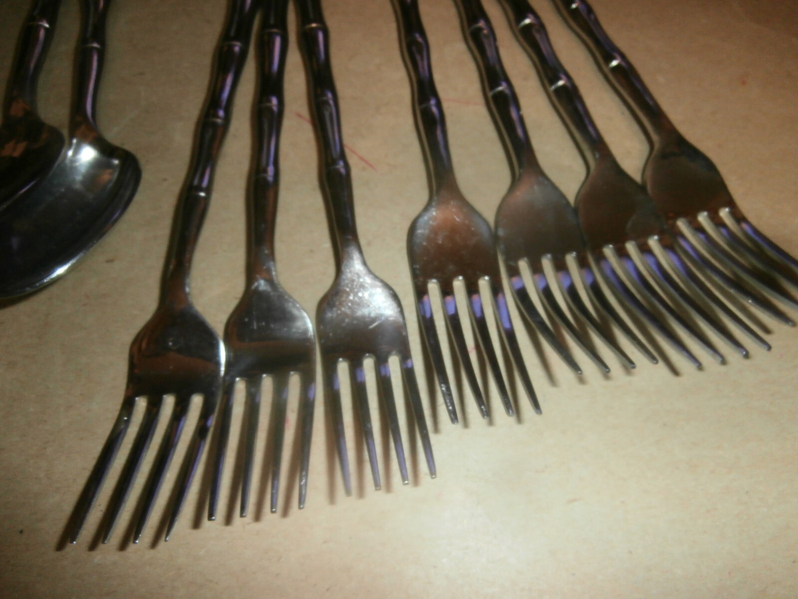 15 piece Hampton Silversmiths Stainless Fork Spoon Knife Set Bamboo Handle