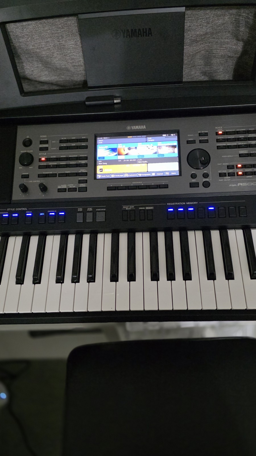 Yamaha PSR-A5000 Digital Workstation 61-Key Professional Arranger Workstation