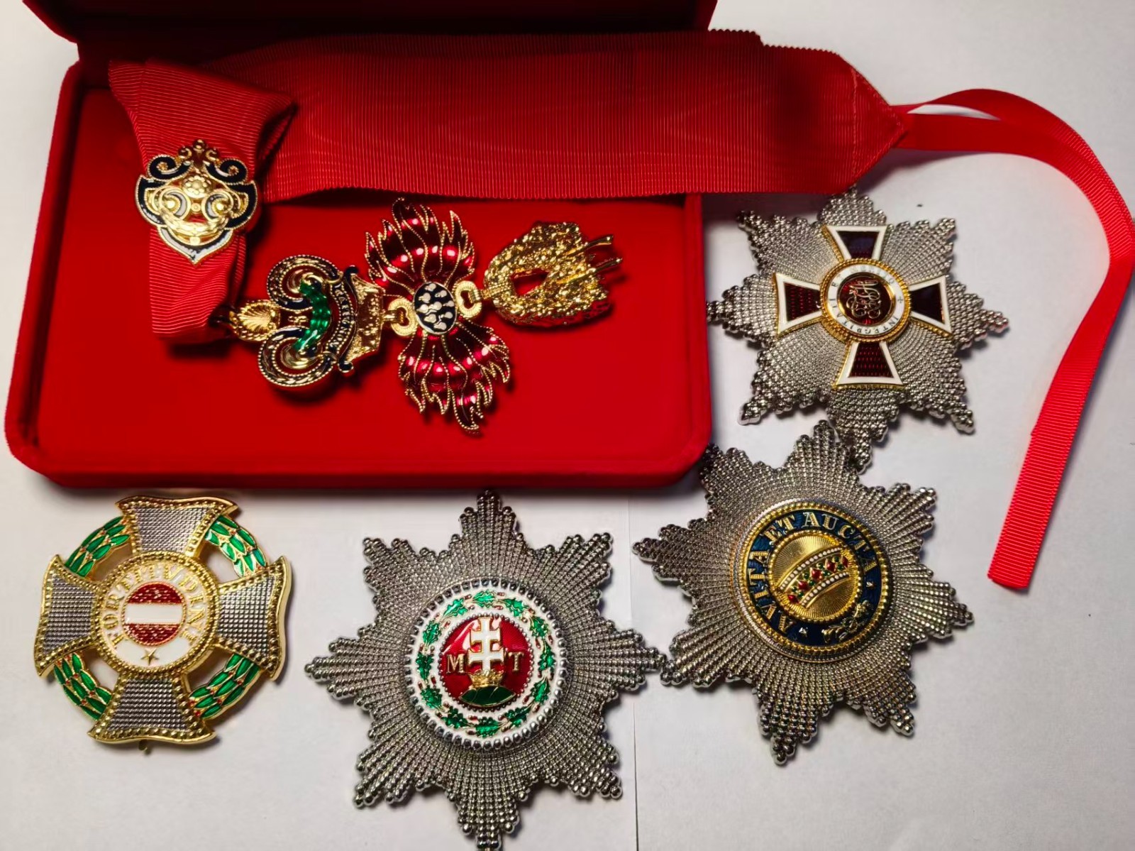1 Set  Austro Hungarian Empire St. Stephen medal Repro