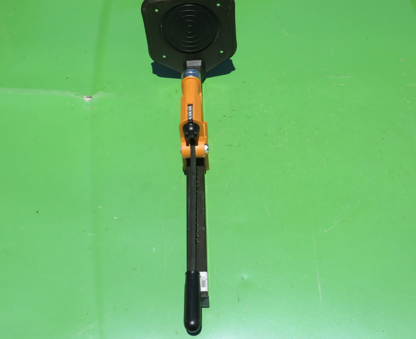 BREWCRAFT USA WINE BOTTLE CORKER PRESS CAPPER BLACK & ORANGE
