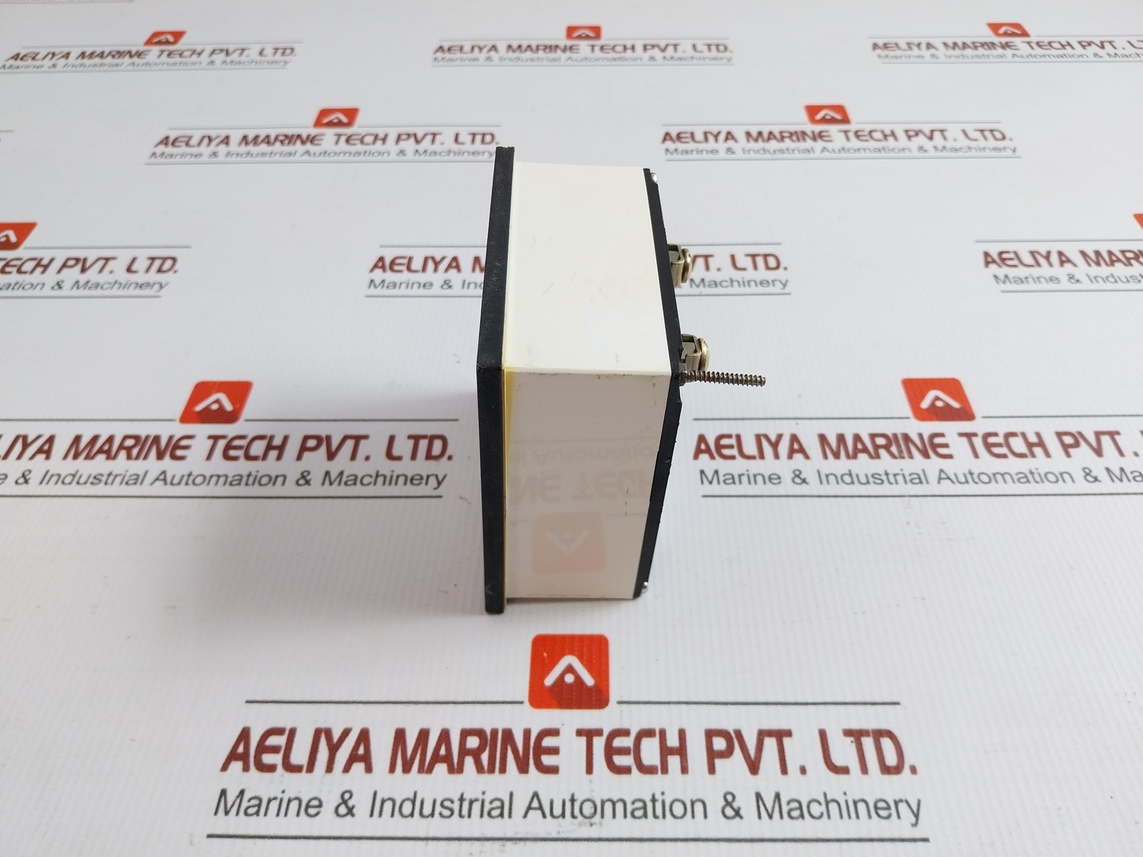 AE 0-500V Analog Voltmeter