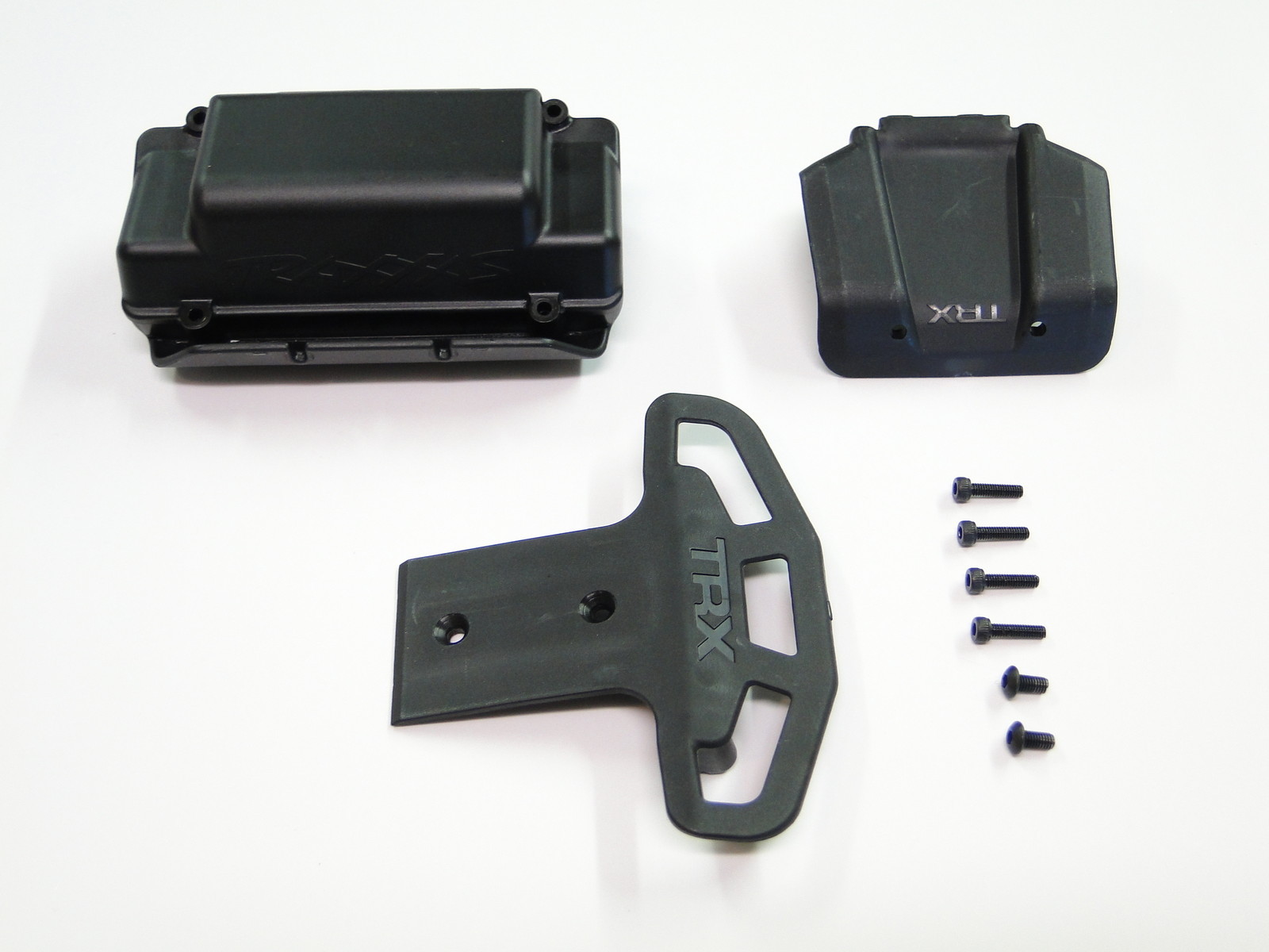 NEW TRAXXAS JATO 3.3 Bumpers Battery Box Front & Rear RJ9