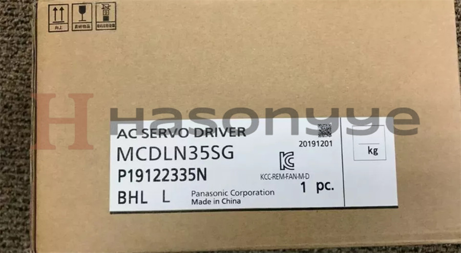 New in box Panasonic MCDLN35SG AC Servo drive Fast Ship us free tax