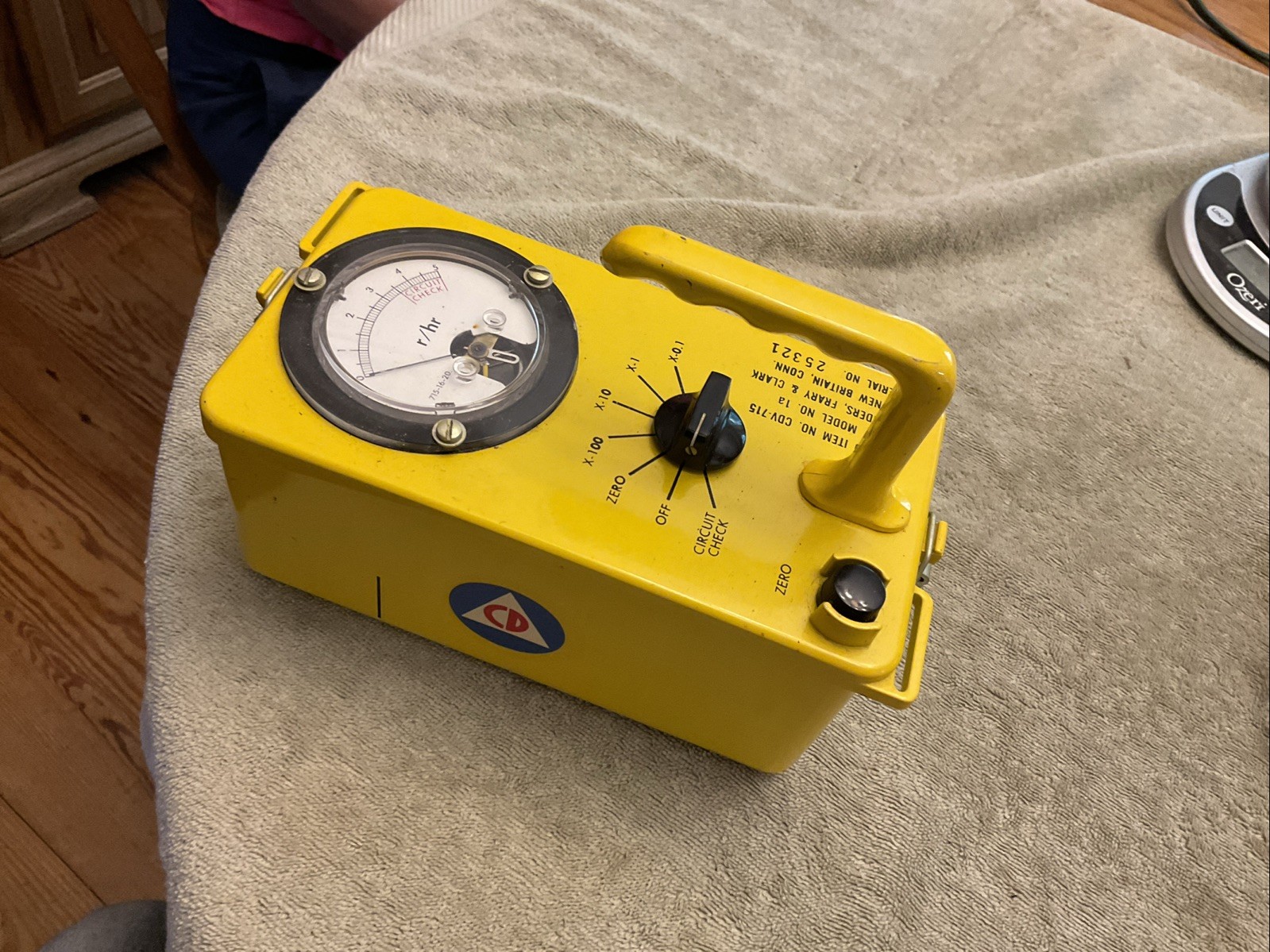 Cold War Civil Defense LFC Radiation Survey Meter Geiger Counter CDV715 F4