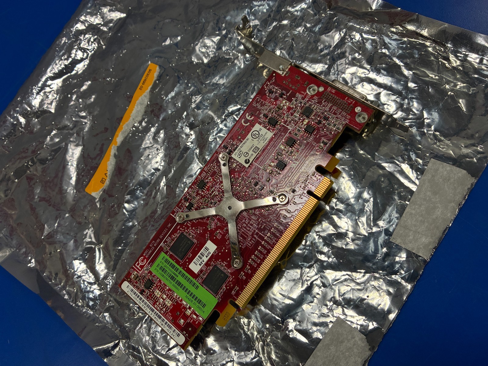 15591 Advanced micro device AMD B276 330AoG Rev.c graphics card