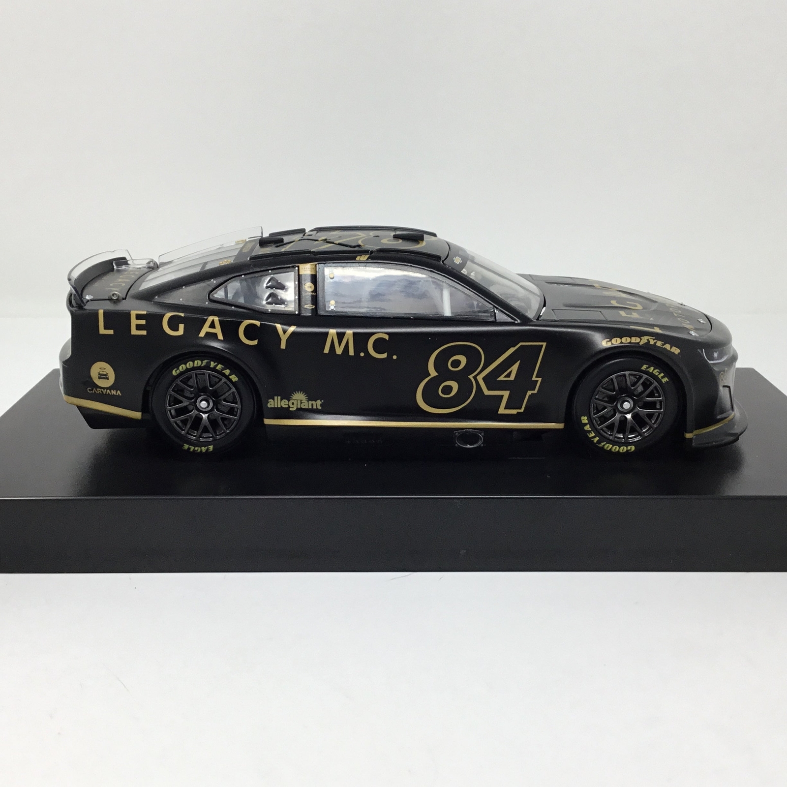 Jimmie Johnson 2023 Legacy Motor Club Test Car 1:24 Elite Diecast