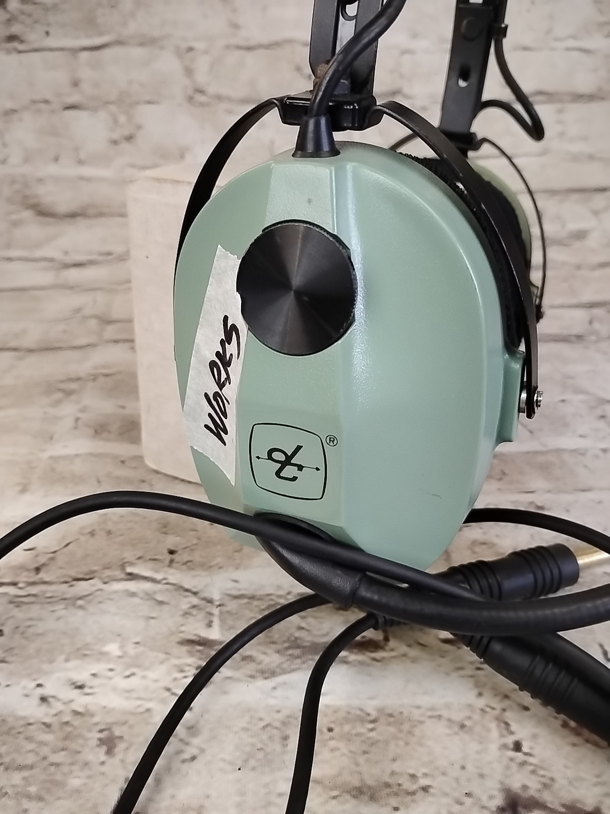 DAVID CLARK H10-80 AVIATION HEADSET W/ M-4 MICROPHONE DUAL PLUG GREAT CONDITION