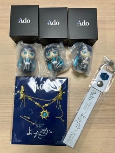 Ado Mini Figure / VIP Brooch / Silver Tape Holder Strap Yodaka NEW 2025 Official