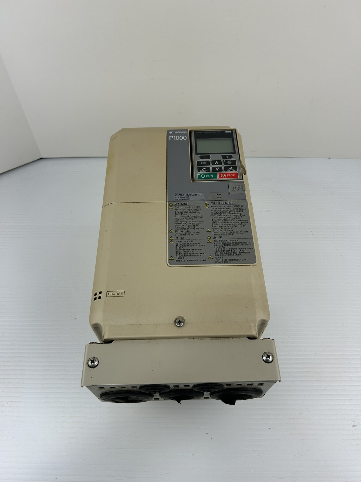Yaskawa CIMR-PU4A0031FAA AC Drive Rev E
