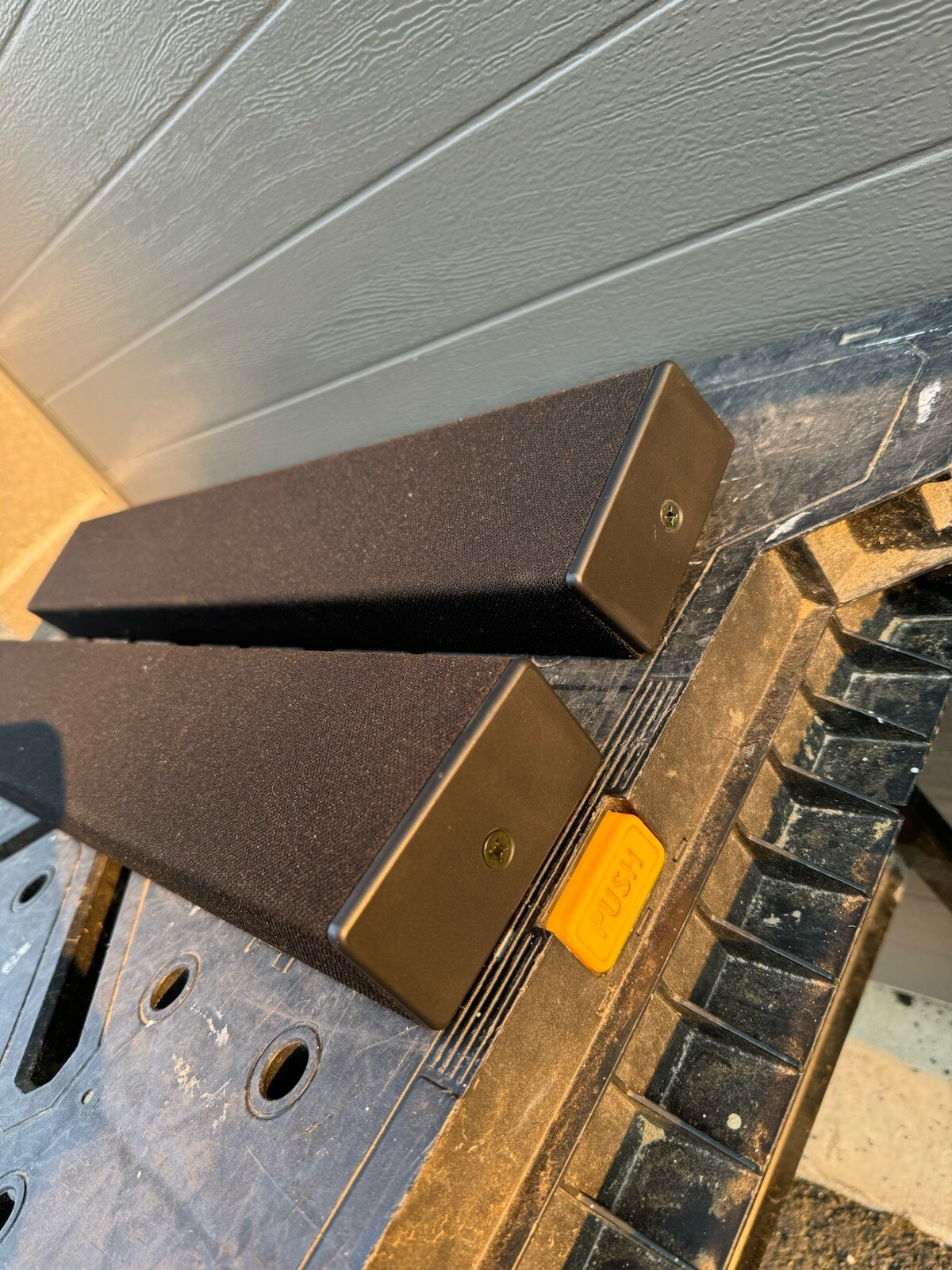 Innovox Powered Flex Focus FF-V2.4 Pair SPEAKERS ONLY