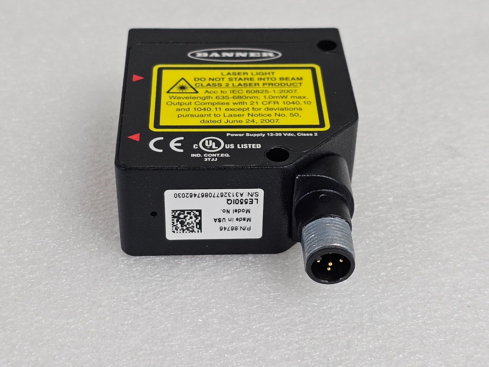 1PC BANNER L-GAGE LE550 Displacement Sensor