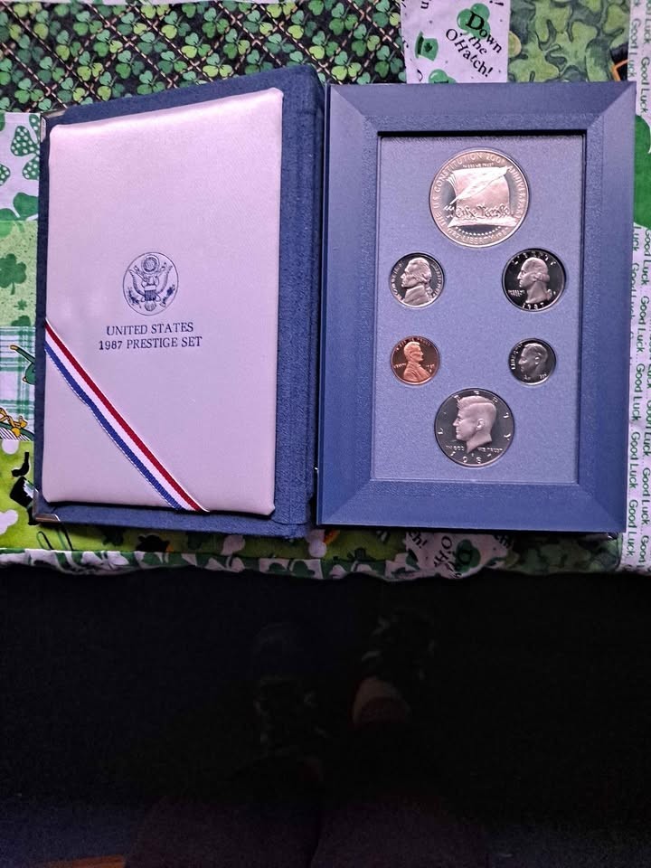United States 1987 Prestige set Collectible coins
