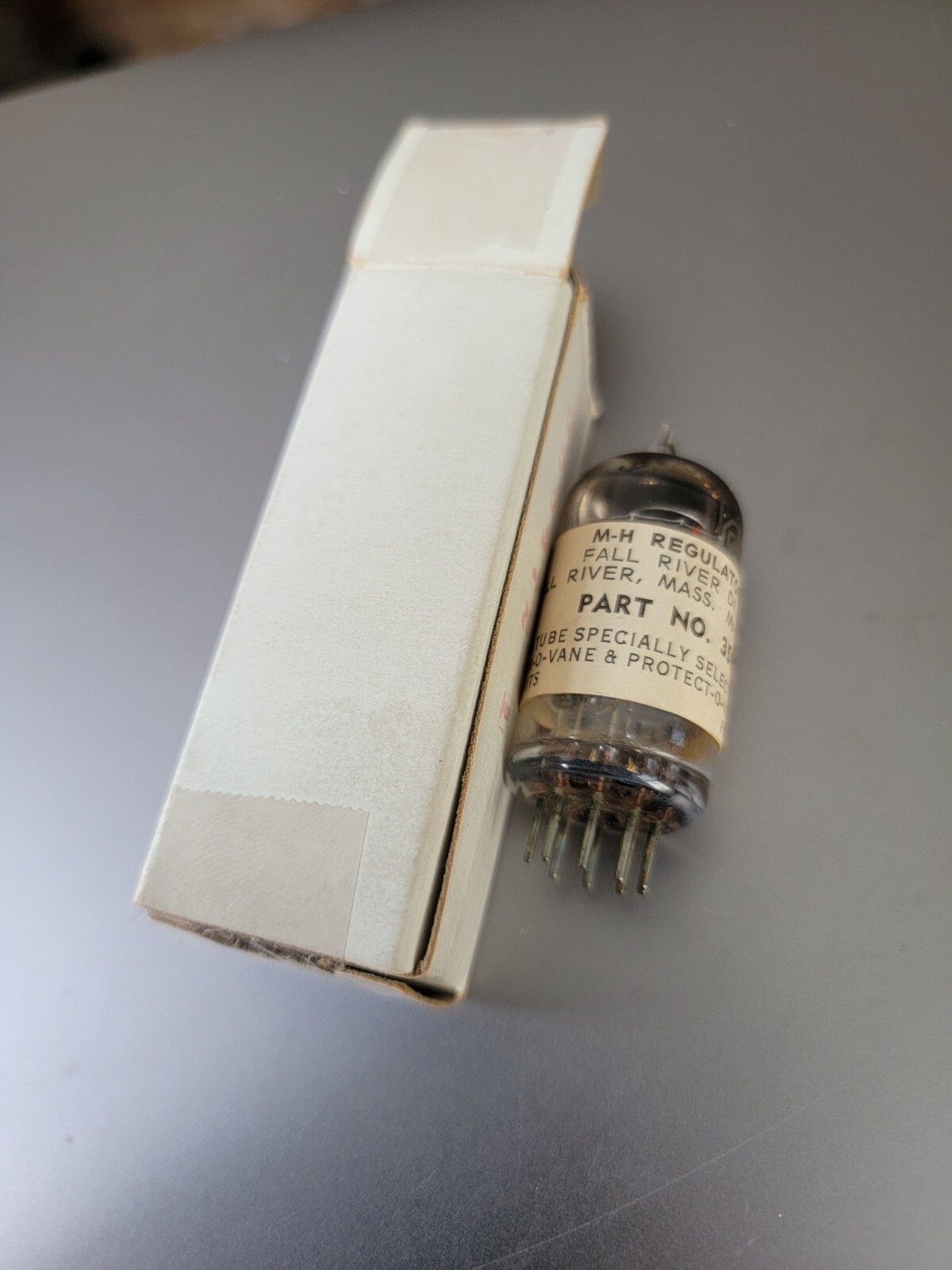 NOS HoneyWell  Pyr-O-Vane  Protect-O Vane #358472  5963  12AU7 Vacuum Tube