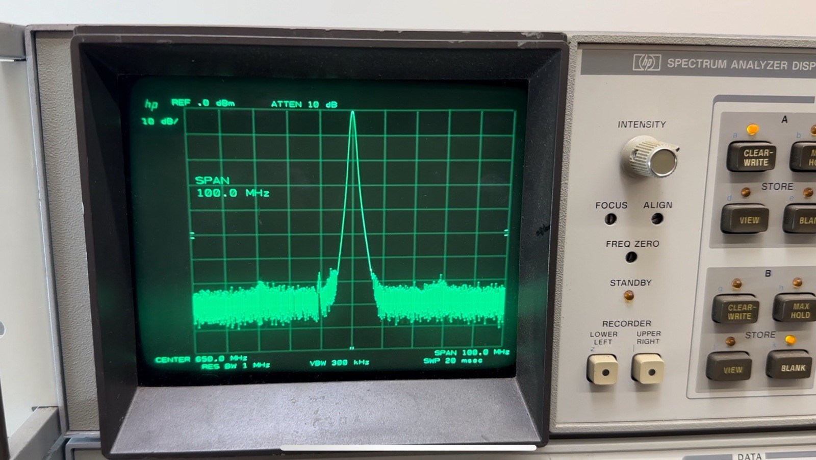 HP 8568B Spectrum Analyzer / 85662A Display Unit & Interconnect cables Read