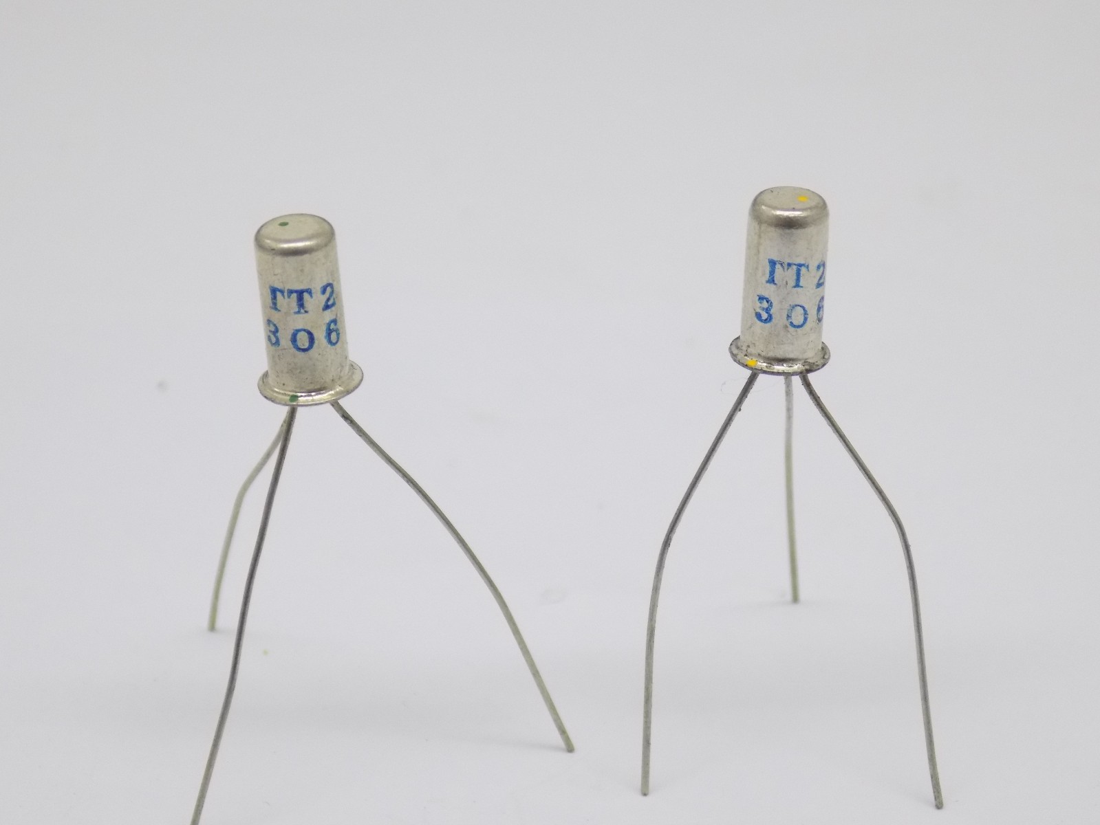 10x GT2 306 GERMANIUM PNP TRANSISTOR GT2306   SFT106 SFT306