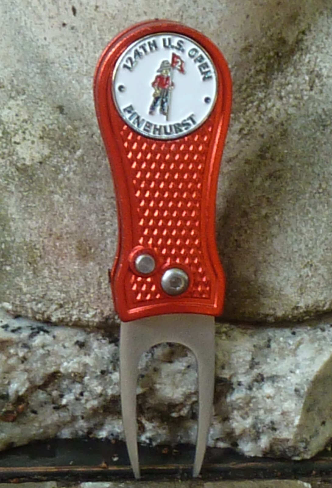 The US Open 2024 Ball Marker White CG Divot Tool Red Metal Great Looking