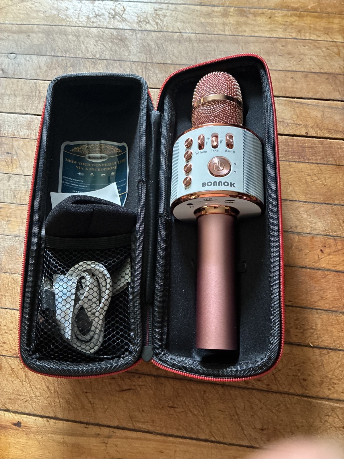 Wireless Bluetooth Karaoke Microphone,3-In-1 Portable Handheld Rose Mic Speak