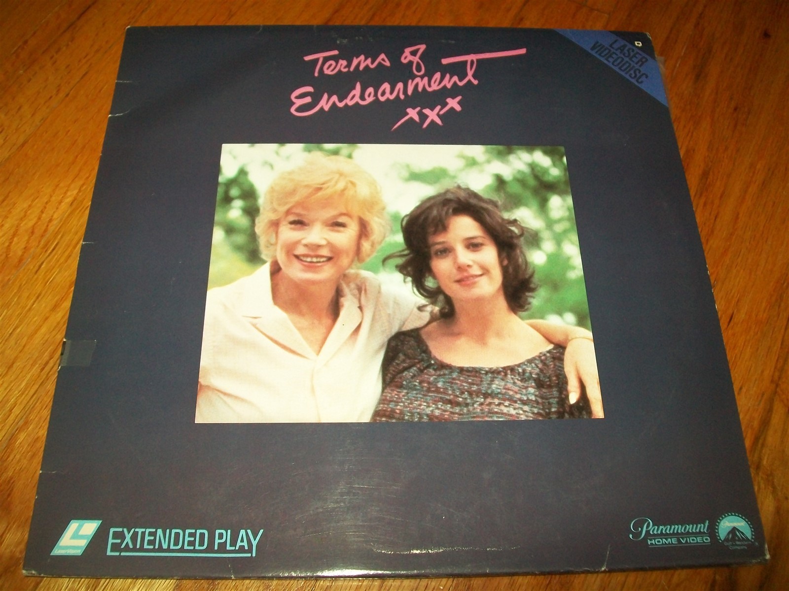 TERMS OF ENDEARMENT 2-Laserdisc LD VERY GOOD CONDITION GREAT FILM AND FUNNY!