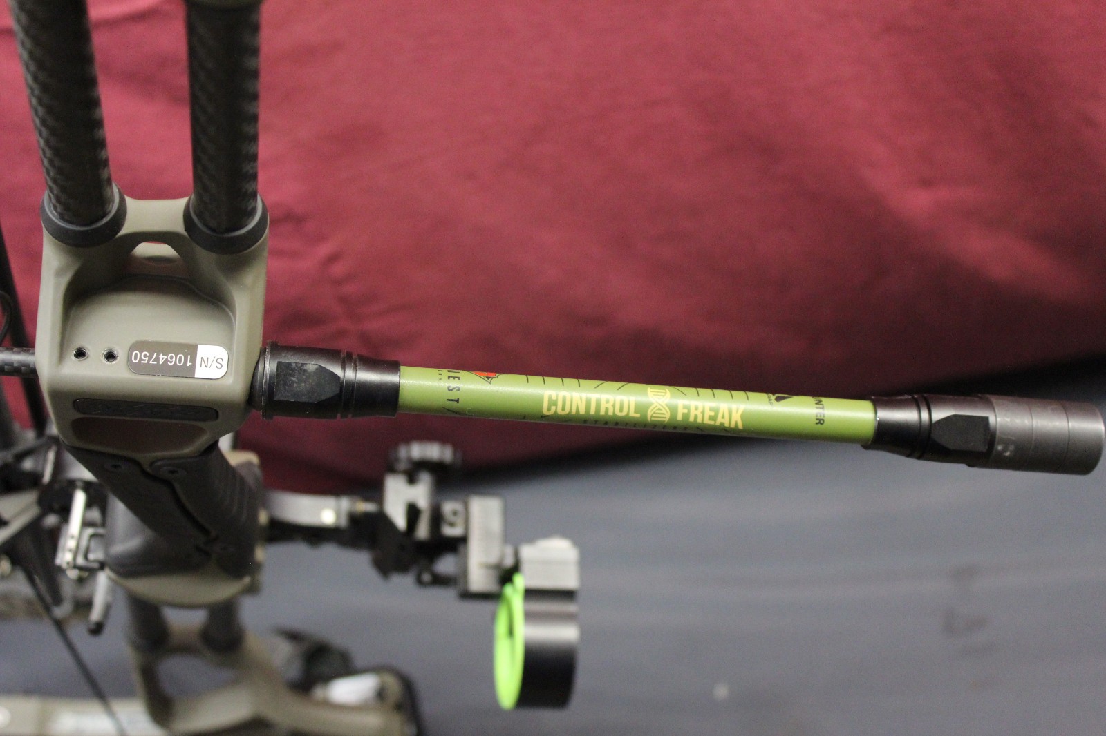 Prime Form 34 Compound Bow (RH) with Sight/Quiver/Stabilizer/Release