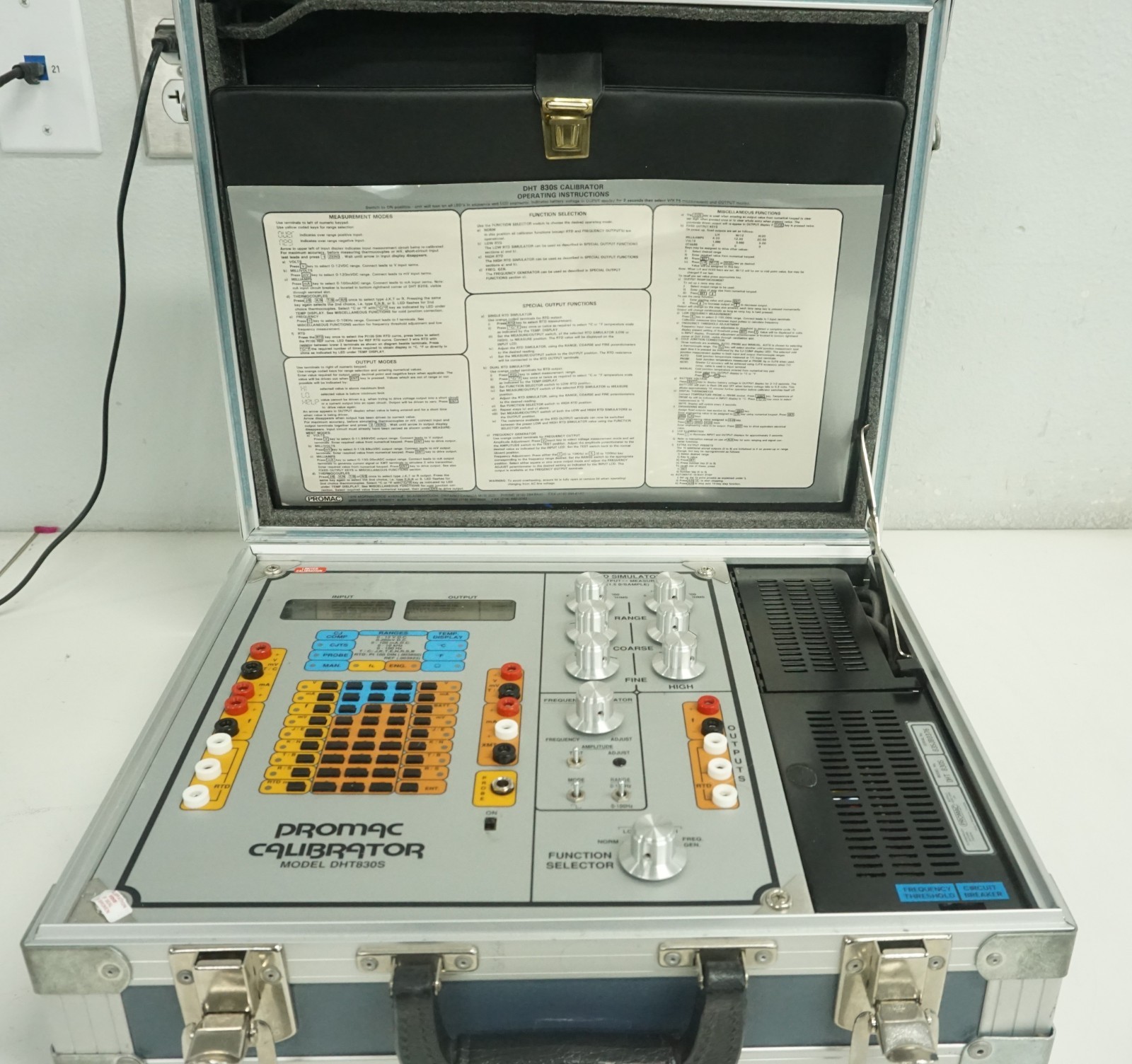 Promac Model DHT-830S Calibration Unit w/ Accessories & Case