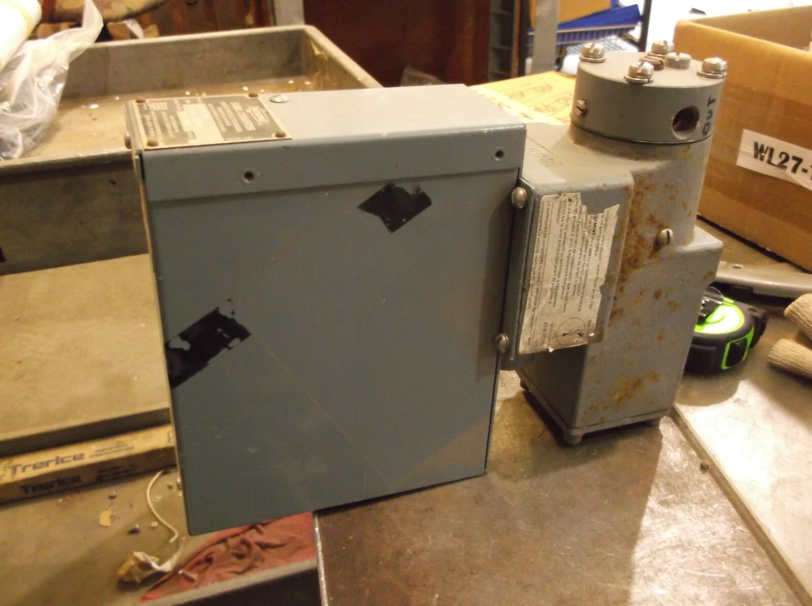 MOORE 7730CJDAF SIGNAL CONVERTER (715)