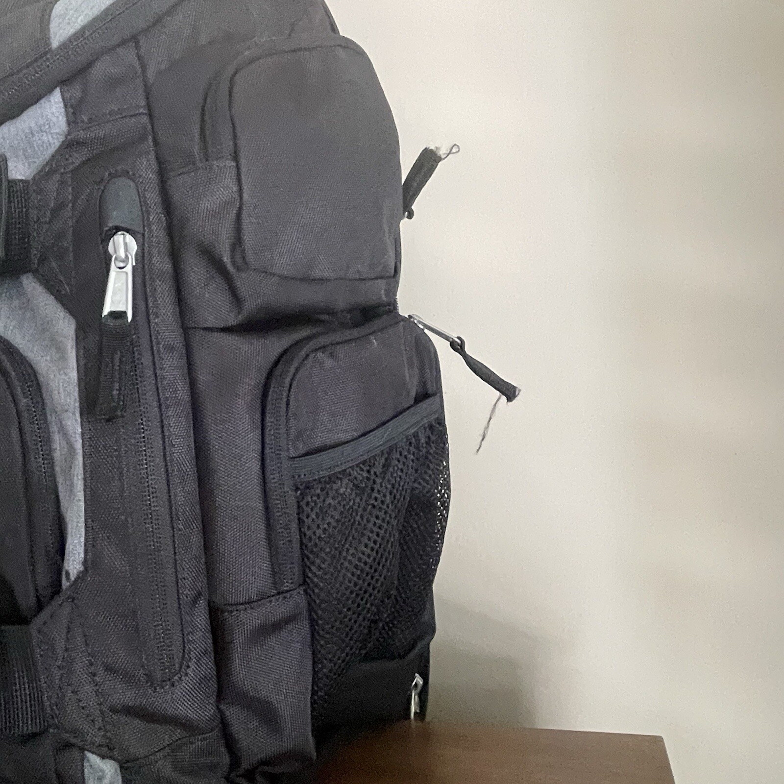 OAKLEY - Enduro 2.0 30L Backpack 17" Laptop - School College Backpack