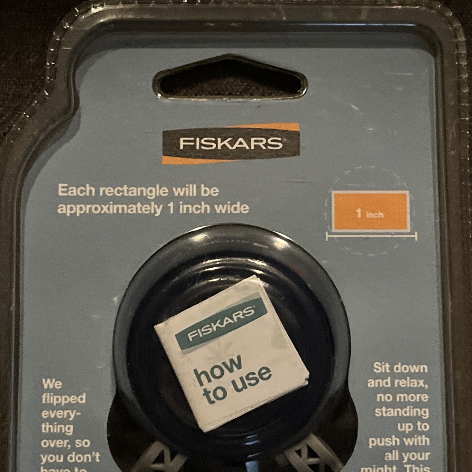 Fiskars Medium Squeeze Punch "Brick By Brick" 12-7439 - NEW Sealed