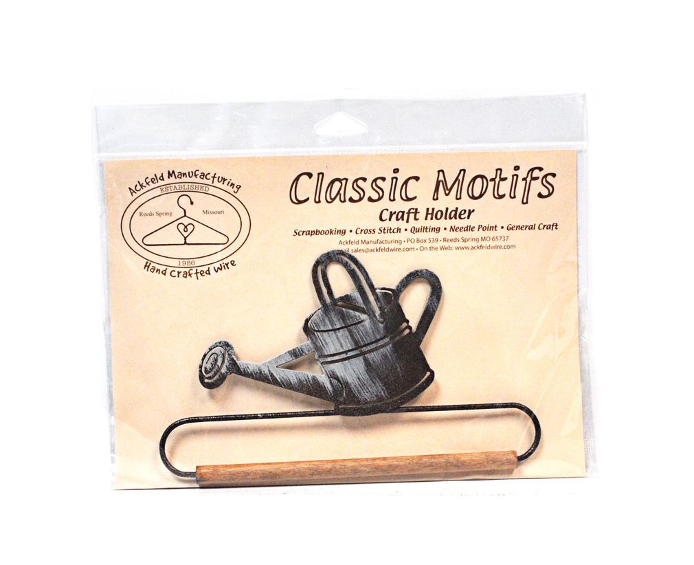 Classic Motifs Watercan With Stained Dowel Craft Holder