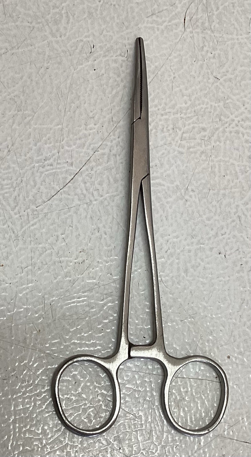 Forceps, Curved, Regular Pattern, 5-1/2" Length