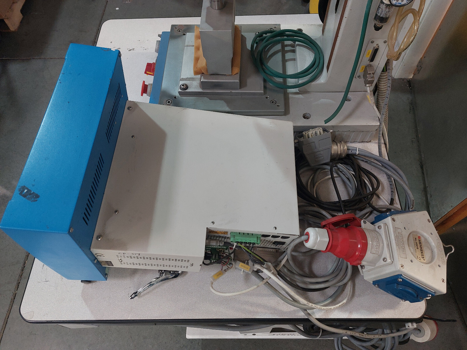 Hermann CNC Ultrasonic Welding System HSSDC w/ Elect'l adjustable height table