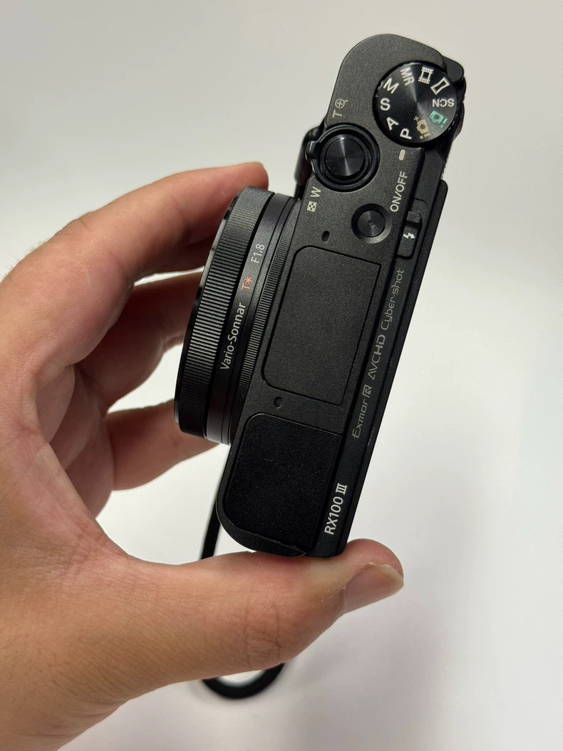 95%NEW-Sony Cyber-shot DSC-RX100 III M3 Digital Camera with Wifi NFC View Finder